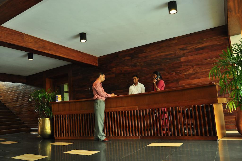 The Sovereign Hotell Colombo Eksteriør bilde